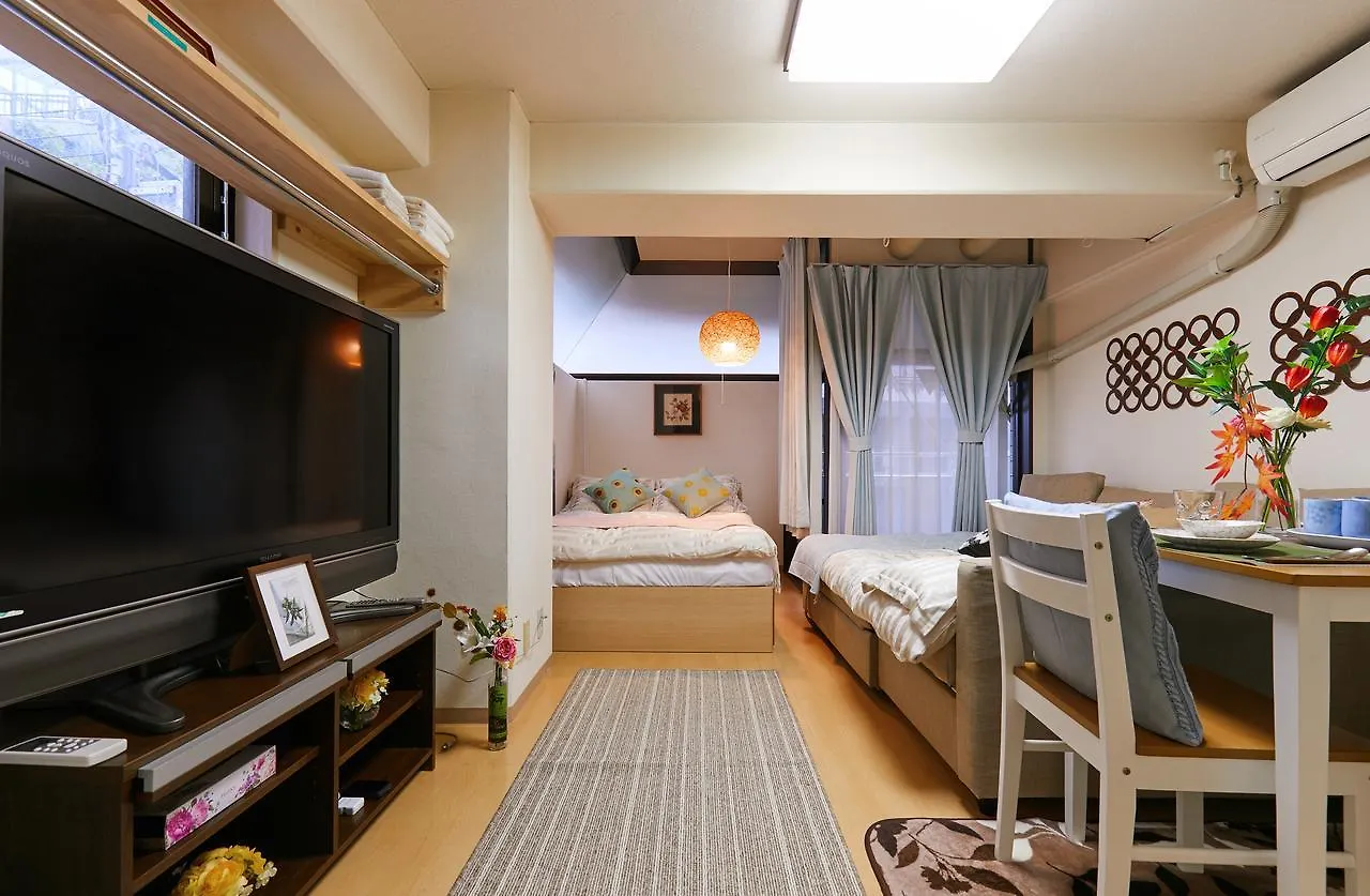 Nishishinjuku Gochome Hana House Apartment